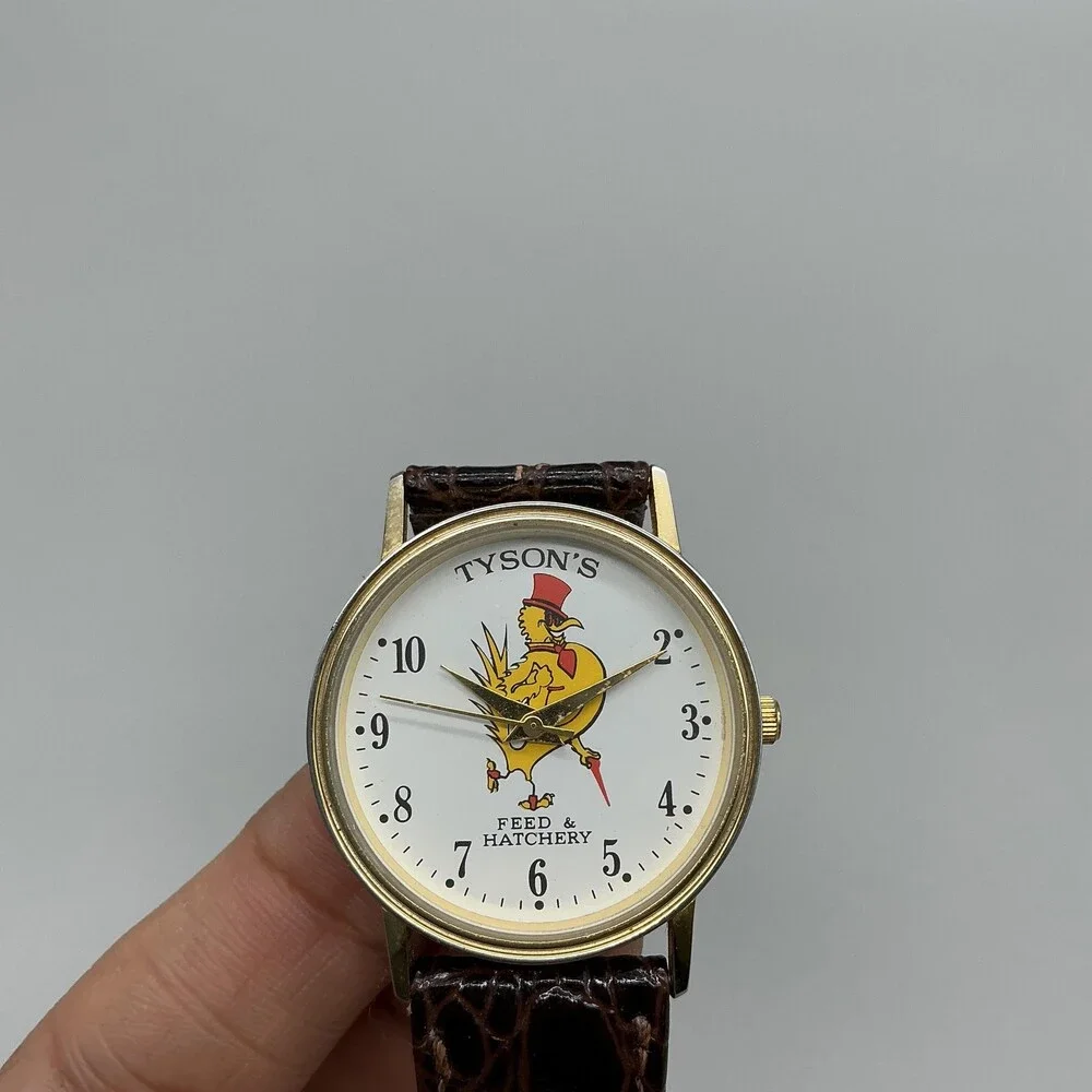 Vtg Tyson's Feed & Hatchery Mens Watch 32mm Gold Tone Logo Leather New Battery
